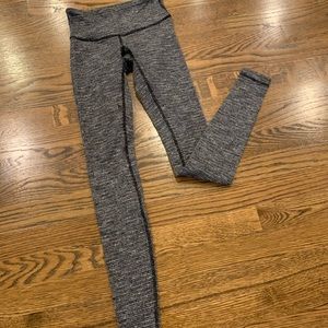 Lululemon heathered leggings, 2